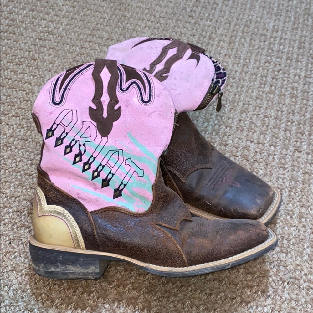 Last call ✨ Ariat Dress boots